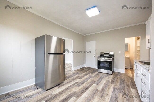 Building Photo - 3 Lyman St