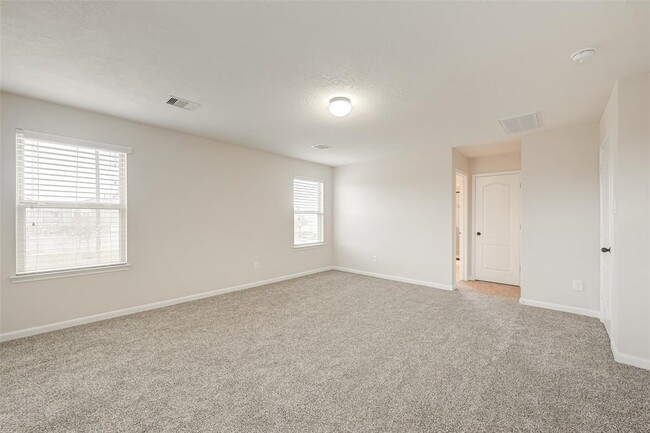 Building Photo - 15910 Copper Oak Ln