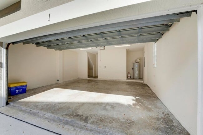 Building Photo - 441 Amador Ln