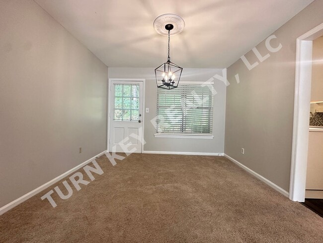Building Photo - Condo for rent in Vestavia Hills - *MOVE I...