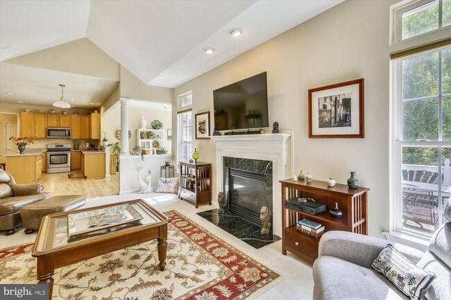 Building Photo - 350 Tannery Dr