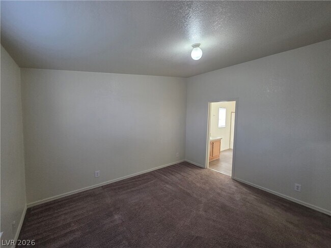 Building Photo - 3560 Estes Park Dr