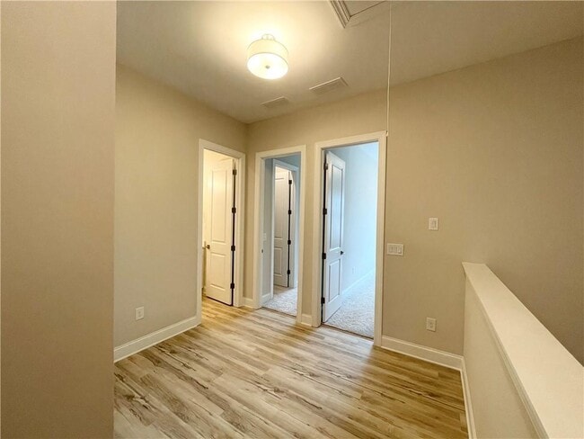Building Photo - 716 Stickley Oak Way