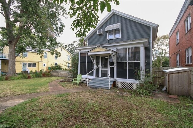 Building Photo - 146 Florida Ave