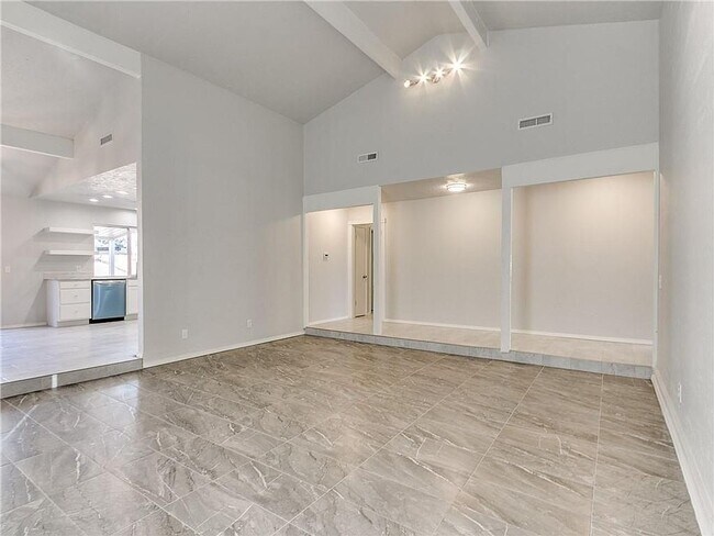 Building Photo - Beautifully Updated 3-Bed, 2-Bath Home in Oklahoma City