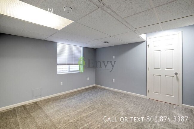Building Photo - 4527 S 3475 W