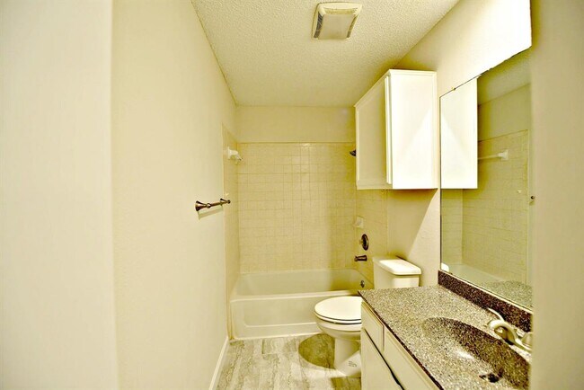 Building Photo - 12719 Acadian Trail