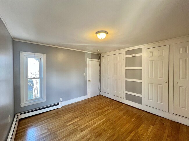 Building Photo - 18 Garland Ave