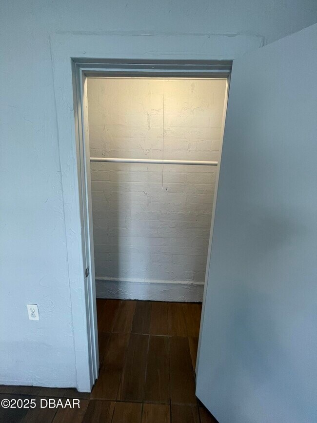 Building Photo - 113 Fox Pl