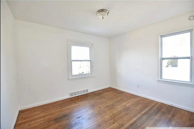 Building Photo - 9219 McKinney St