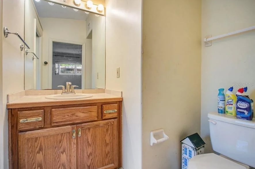 Building Photo - 4526 Sheldrake Dr