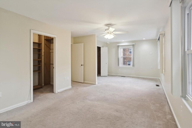 Building Photo - 7561 Heatherton Ln