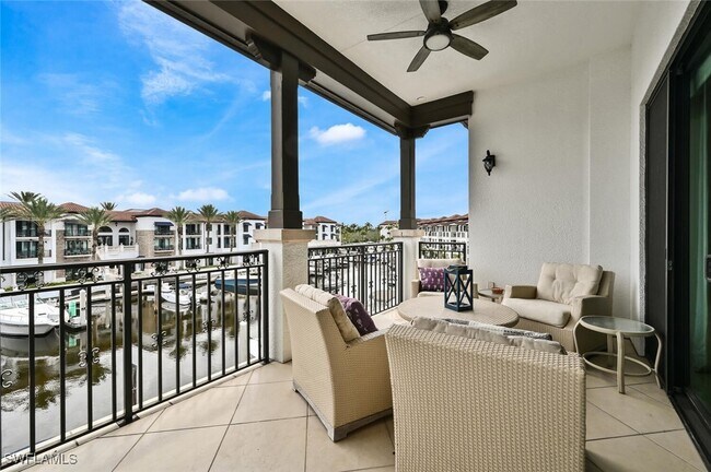 Building Photo - 1530 5th Ave S