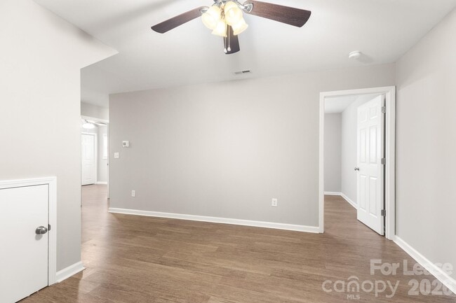 Building Photo - 11805 Harrisburg Rd