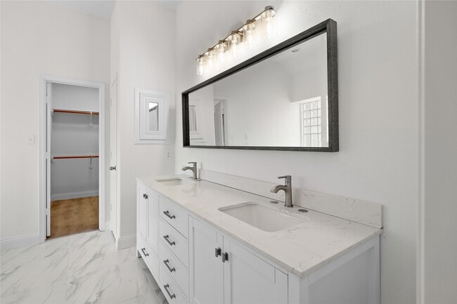 Building Photo - 1710 Cedar Cove Ct