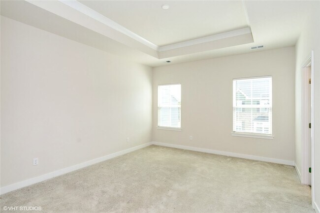 Building Photo - 4806 Spruce Rd
