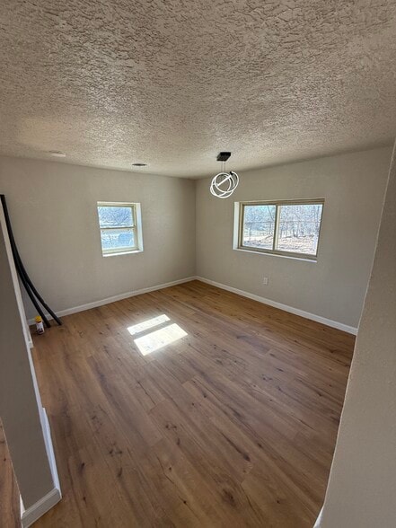 Building Photo - 37 La Ladera Rd