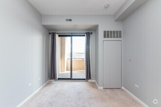 Building Photo - 2 bedroom in Chicago IL 60605