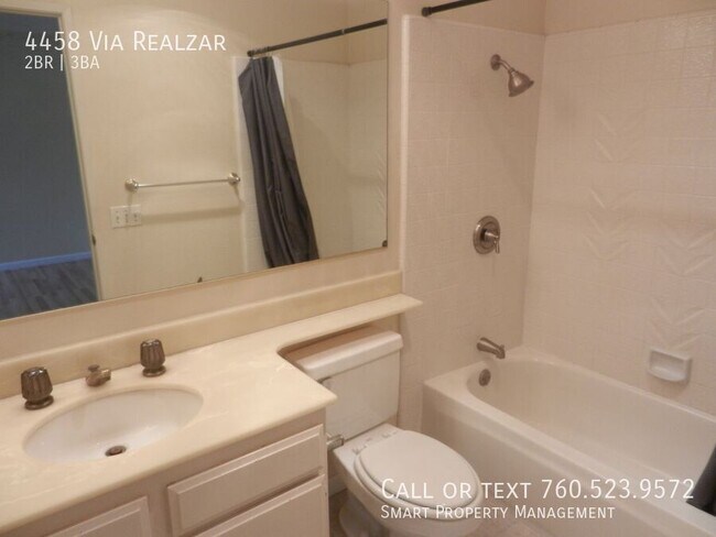 Building Photo - 4458 Via Realzar