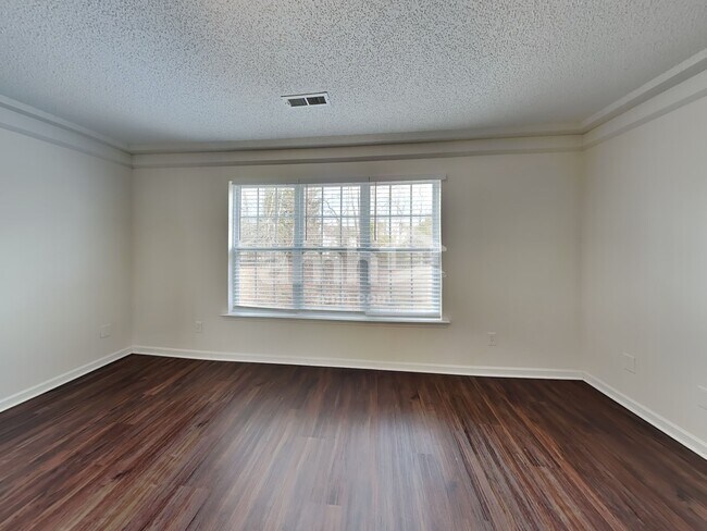 Building Photo - 2112 Coral Berry Ln