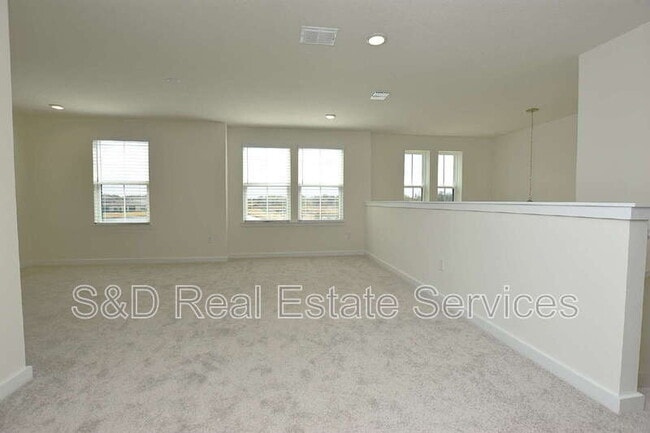 Building Photo - 3183 Cup Dr