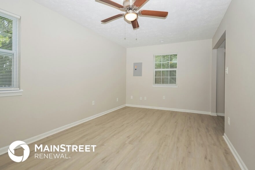 Building Photo - 2943 S Rybolt Ave