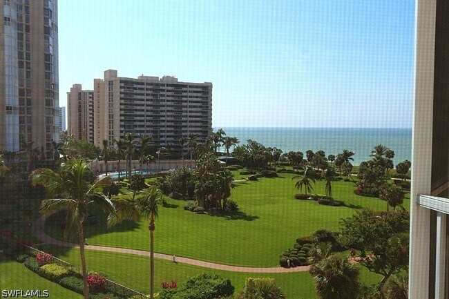 Building Photo - 4041 Gulf Shore Blvd N