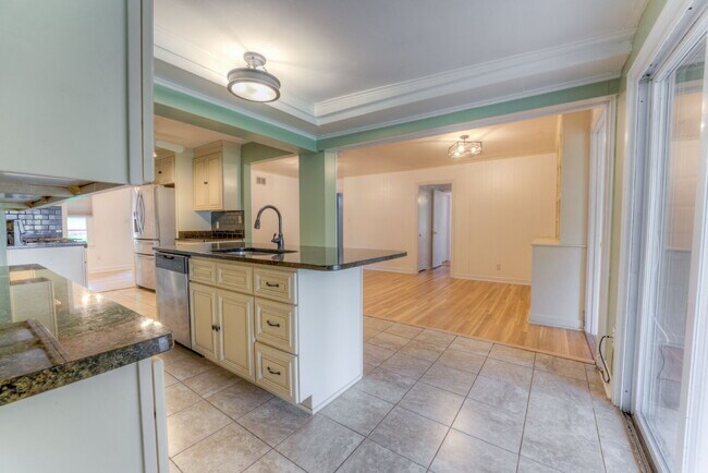 Building Photo - "Charming 4-Bedroom Sanctuary on Boyce Roa...