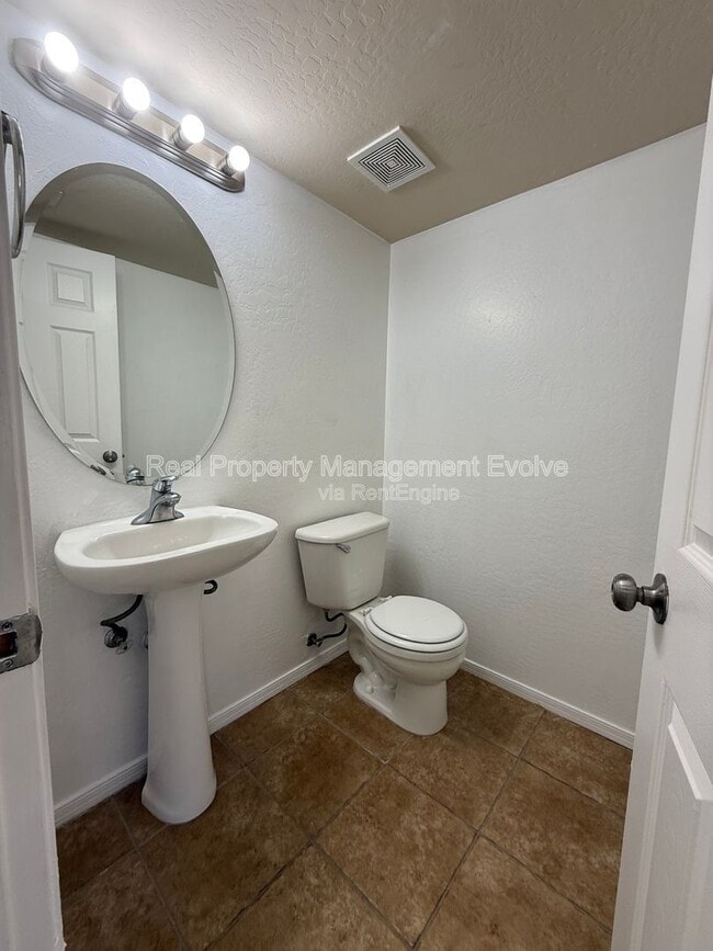 Building Photo - 9530 W Williams St