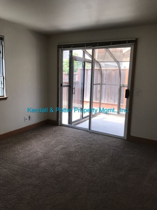 Building Photo - Unique Yacht Harbor 3bed/2bath Home with S...