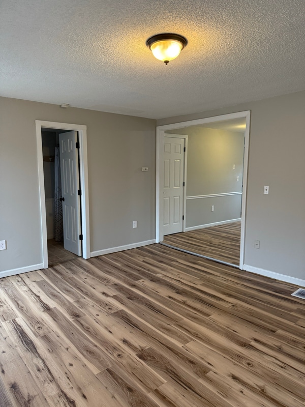 Building Photo - 18-20-20 S Walnut St