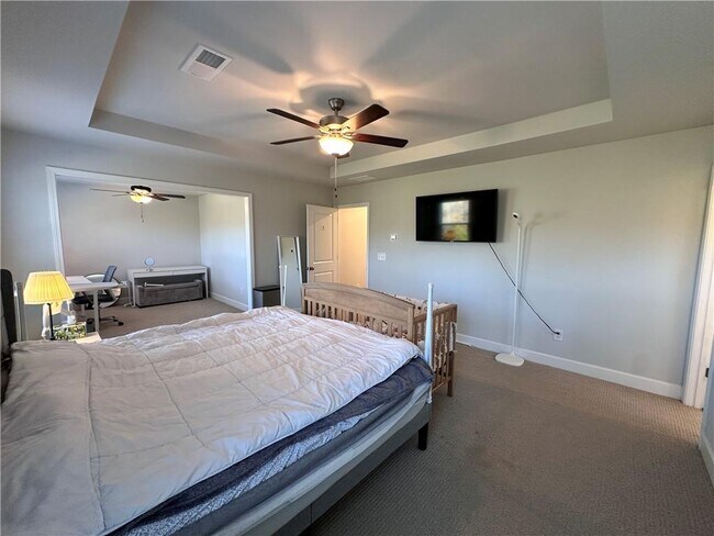 Building Photo - 5430 Wheeler Ridge Rd