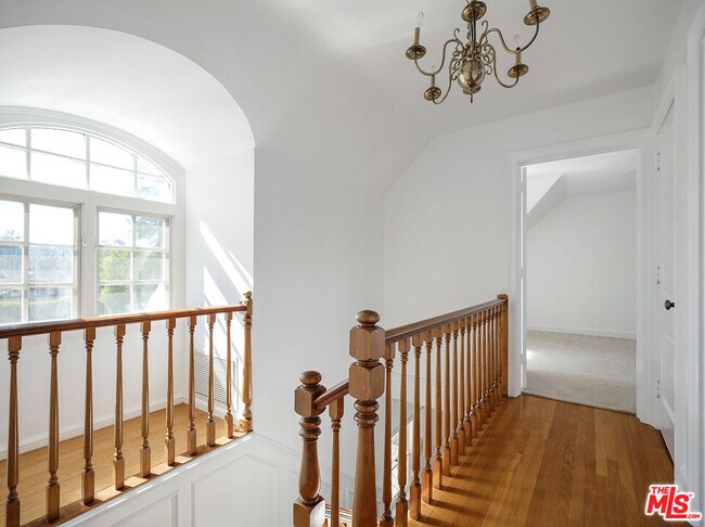 Building Photo - 13161 Addison St