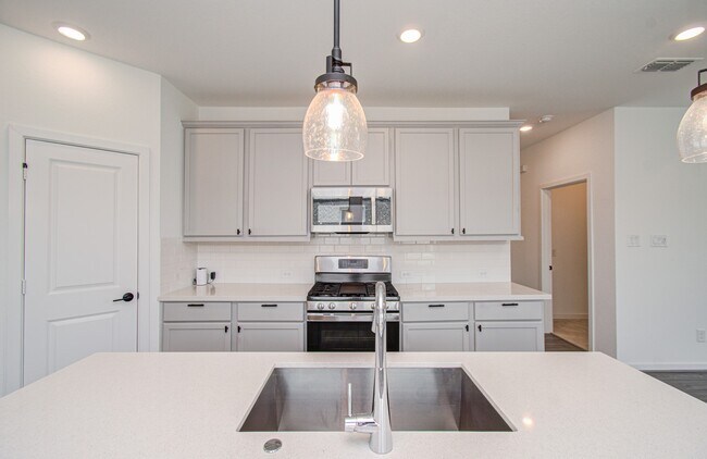 Building Photo - 22122 Ingham Blf Ln
