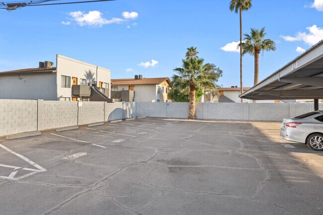 Building Photo - 1741 S Mill Ave