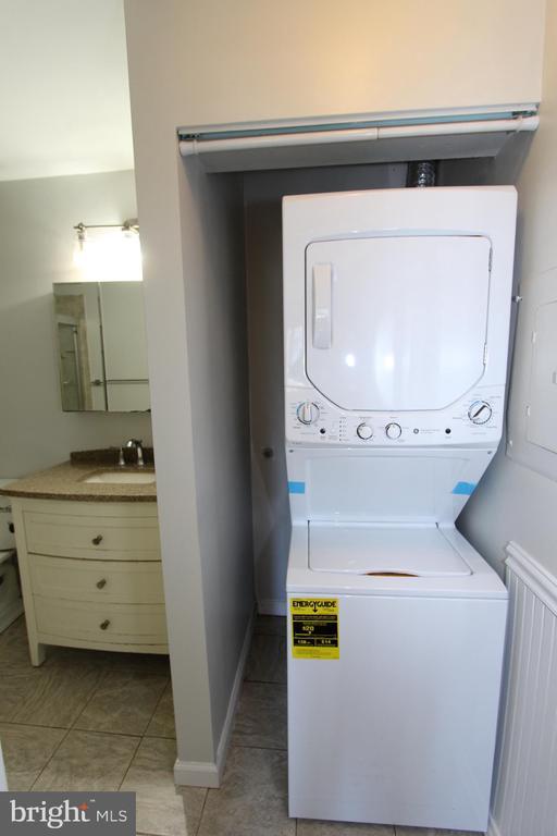 Building Photo - 2315 Aspen Dr