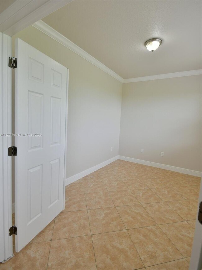 Building Photo - 8940 SW 228th Ln