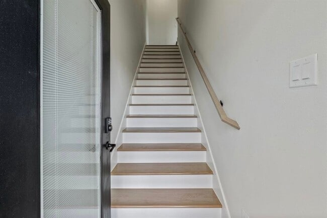 Building Photo - 8114 Double