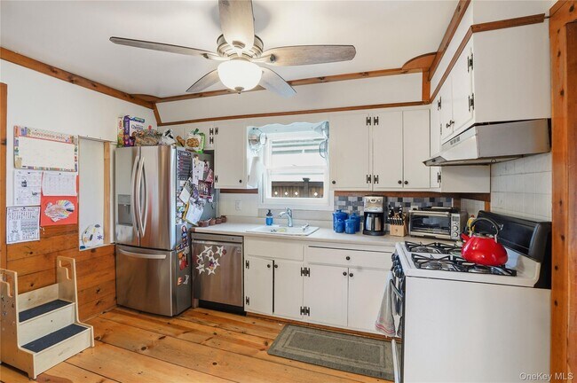 Building Photo - 241 N Highland Ave