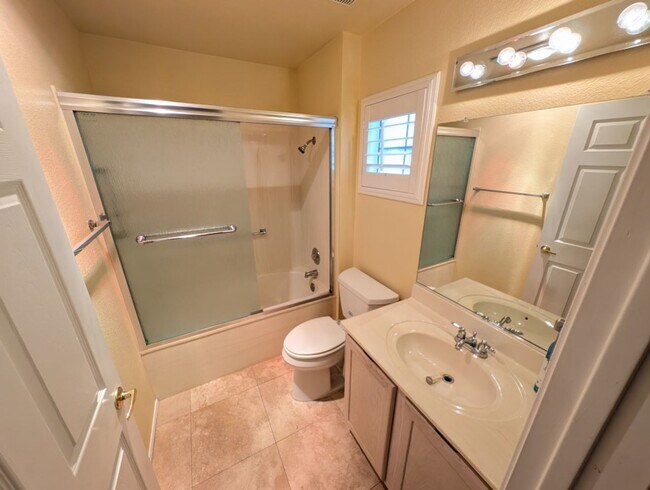 Building Photo - 2737 Tumble Brook Dr