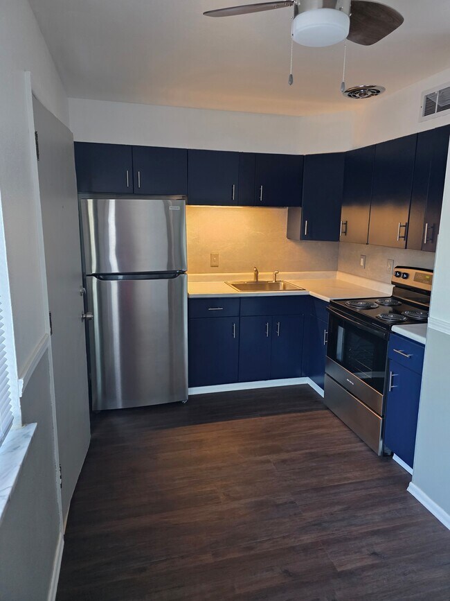 A. Kitchen - 5421 Bermuda Dr