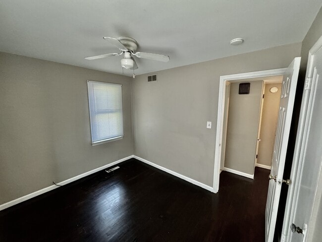 Building Photo - 4309 Edmund St