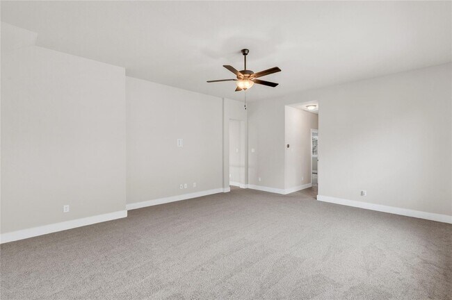 Building Photo - 213 Palatino Bnd