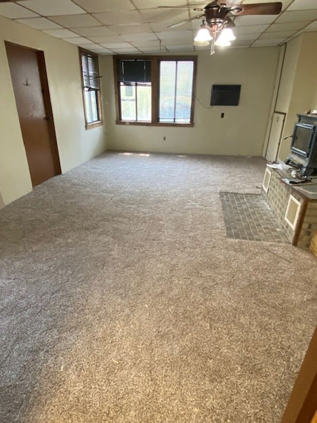 Building Photo - 3 bedroom country living mobile home