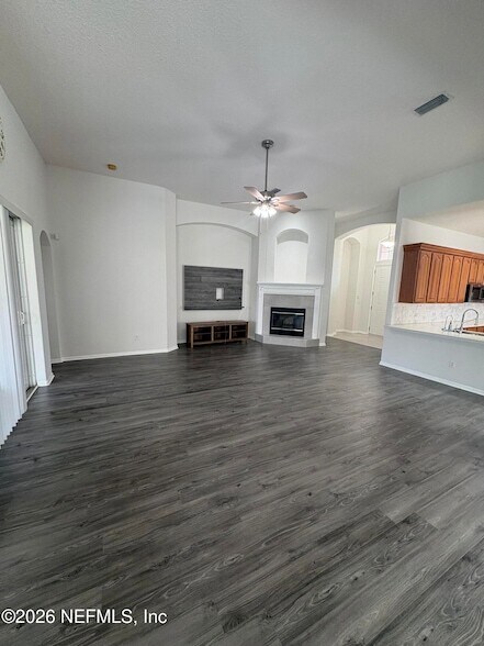 Building Photo - 86005 Maple Leaf Pl