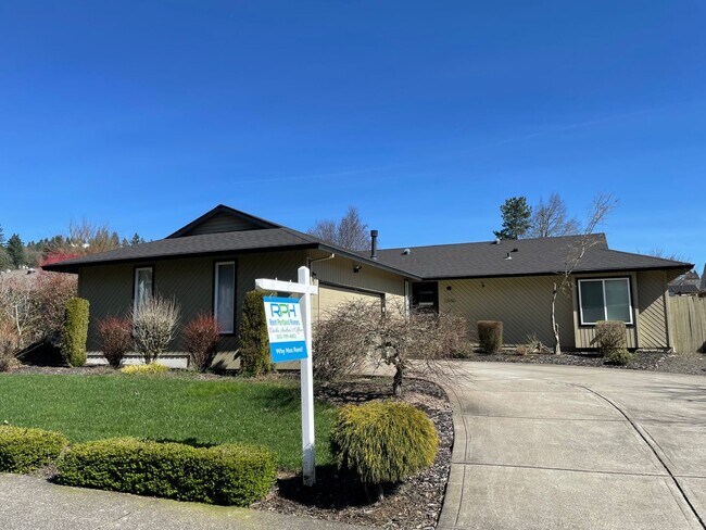 Building Photo - 12956 SE 126th Ave