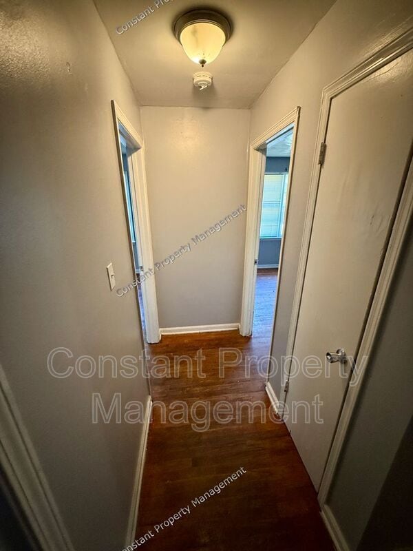 Building Photo - 141 Ruby Dr