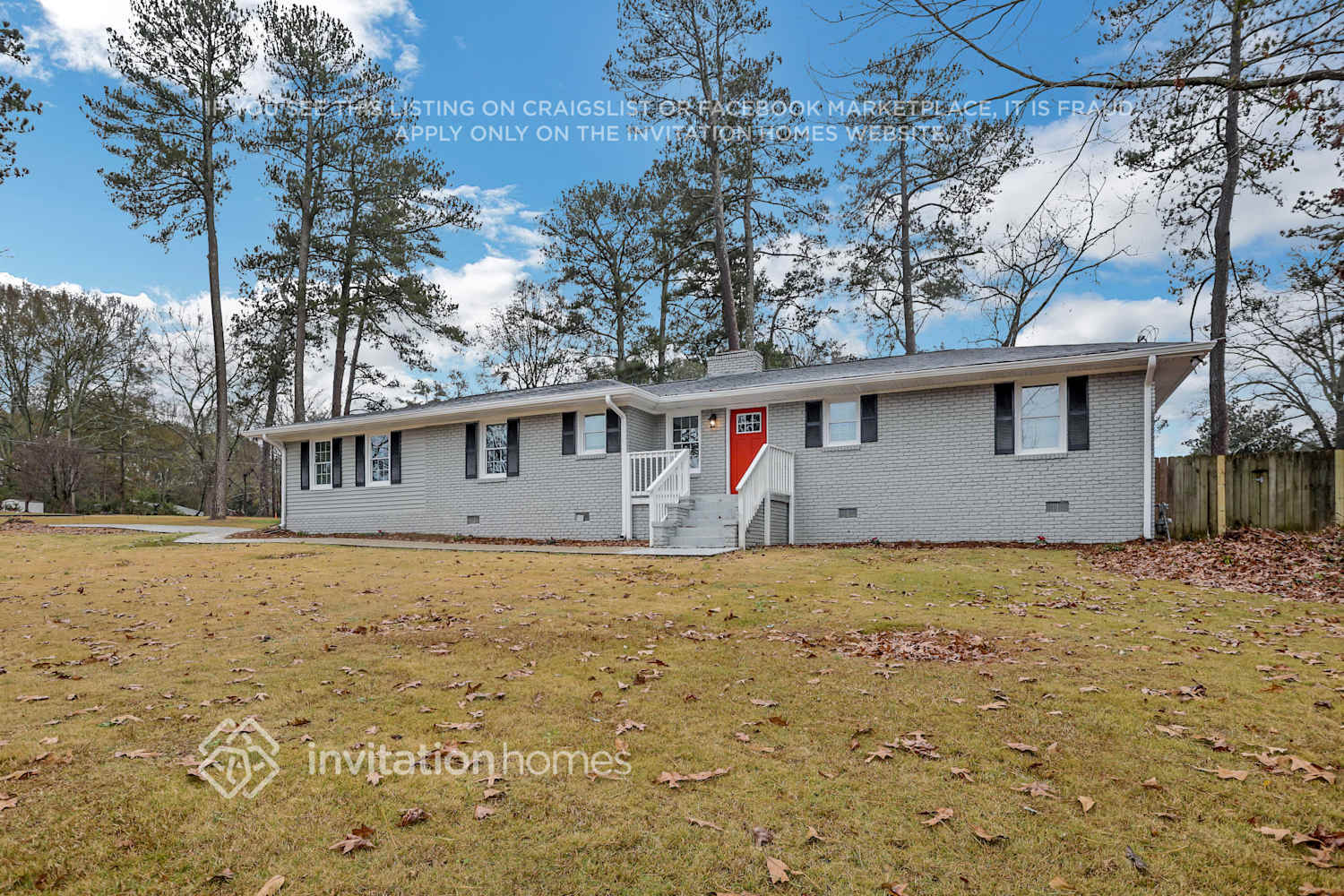 Building Photo - 190 Pineview Dr