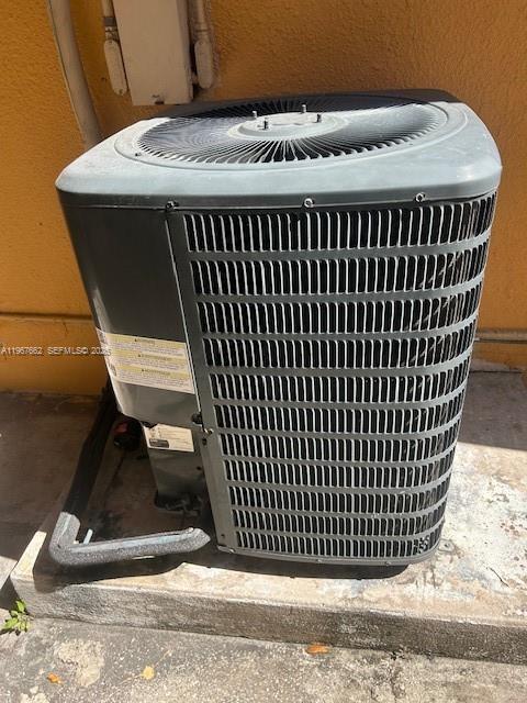 Building Photo - 1928 N 20th Ave