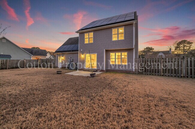 Building Photo - 4BR/2.5BA Pet Friendly home – BONUS Electricity Included! – Close to Beach & Shopping – $2,600/month